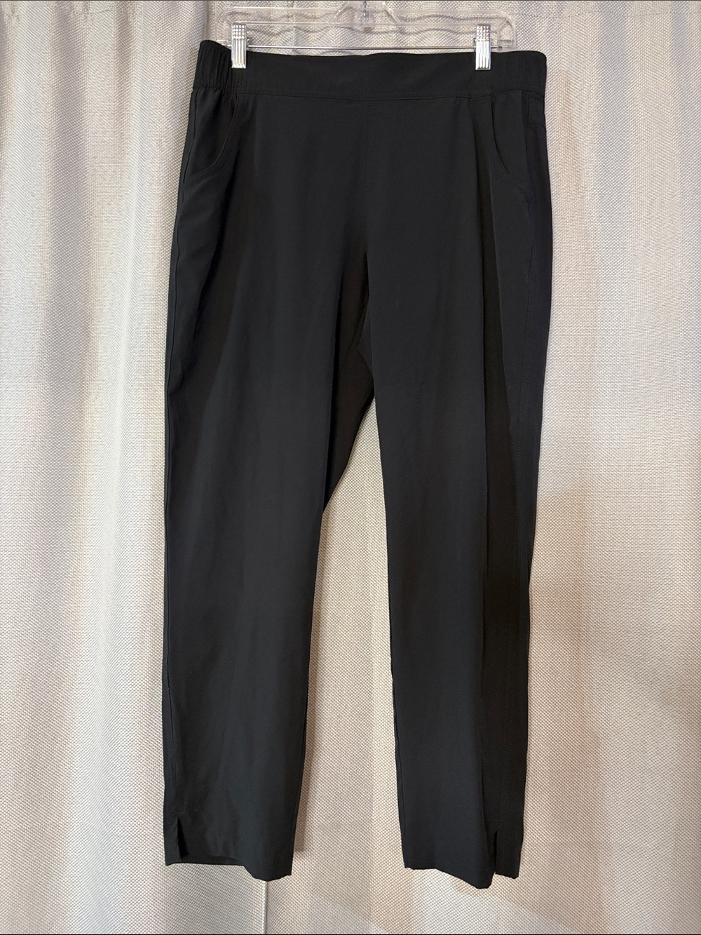 Eddie Bauer Black Traveler Ankle Pants